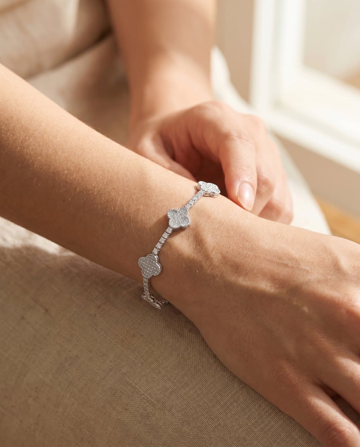 The Clover Bracelet