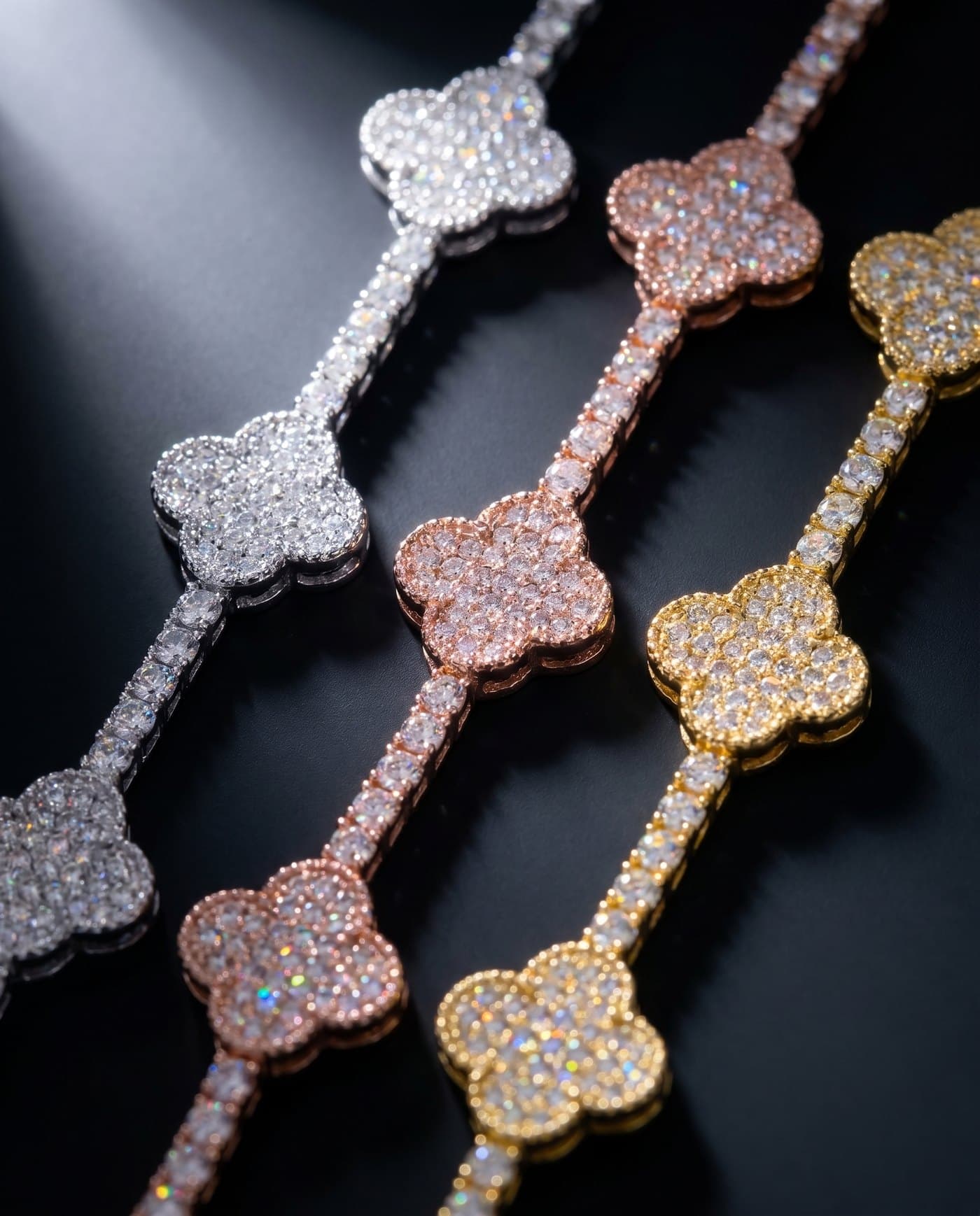 The Clover Bracelet