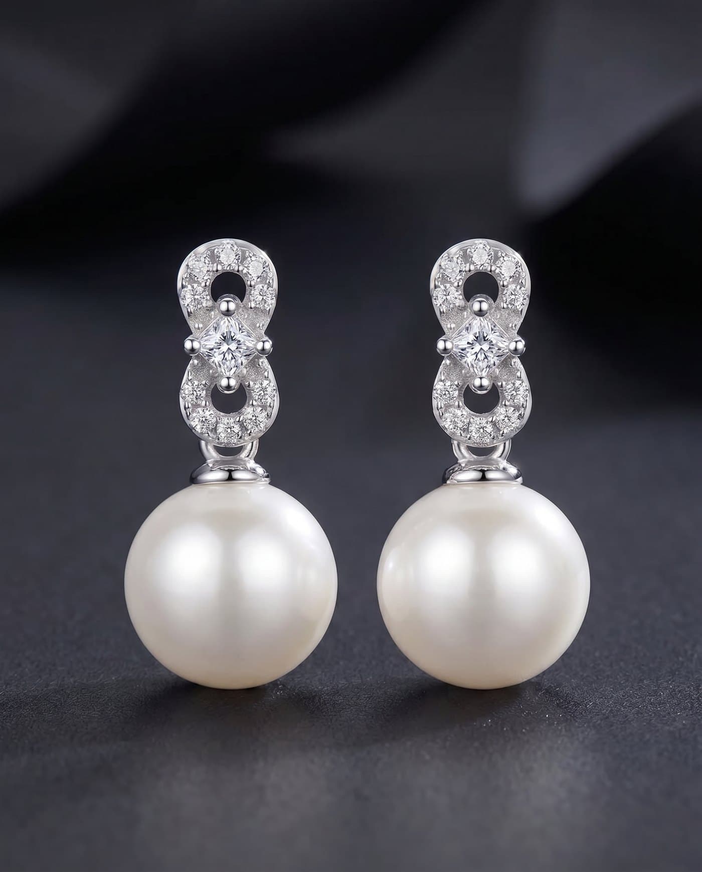 The Pearl Drop Earrings