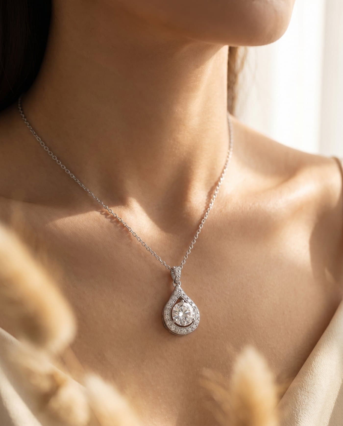 The Teardrop Pendant